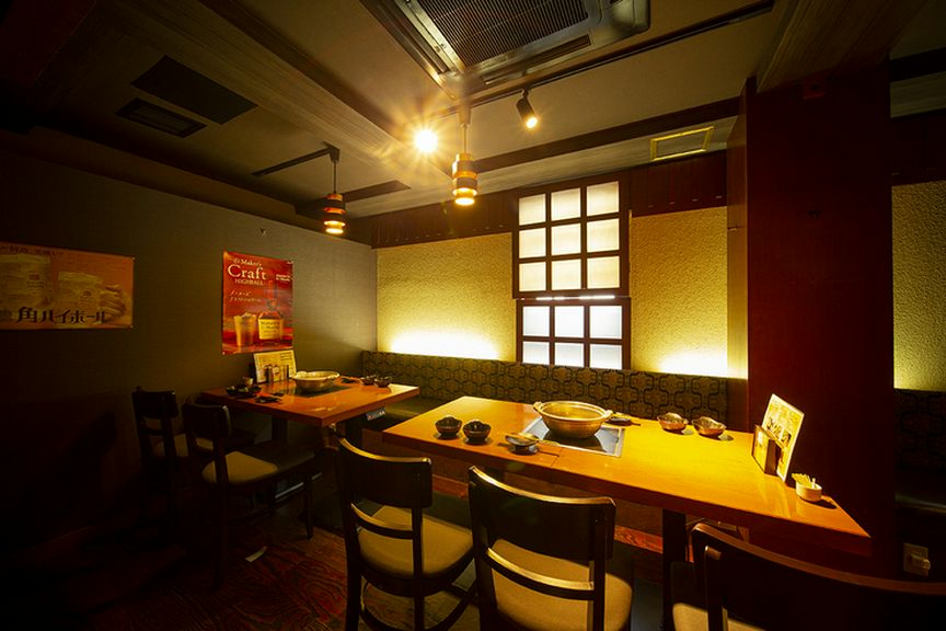 落ちついた雰囲気の店内