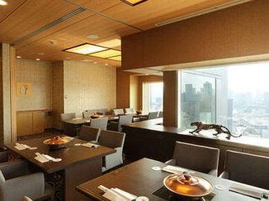 様々なシーンで利用可能。大小個室が充実、細やかなおもてなしも