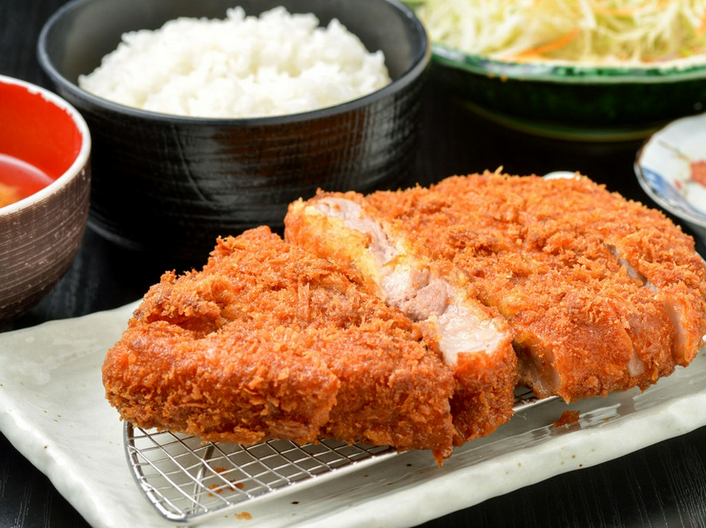 かみふらのポークの特選上ロースカツ定食