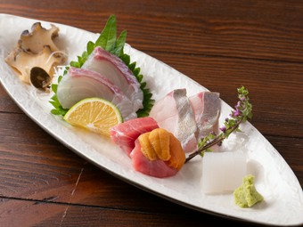 刺身の盛合せ
