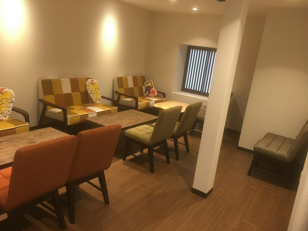 少人数宴会や女子会などにぴったりの和気あいあいとした雰囲気♪