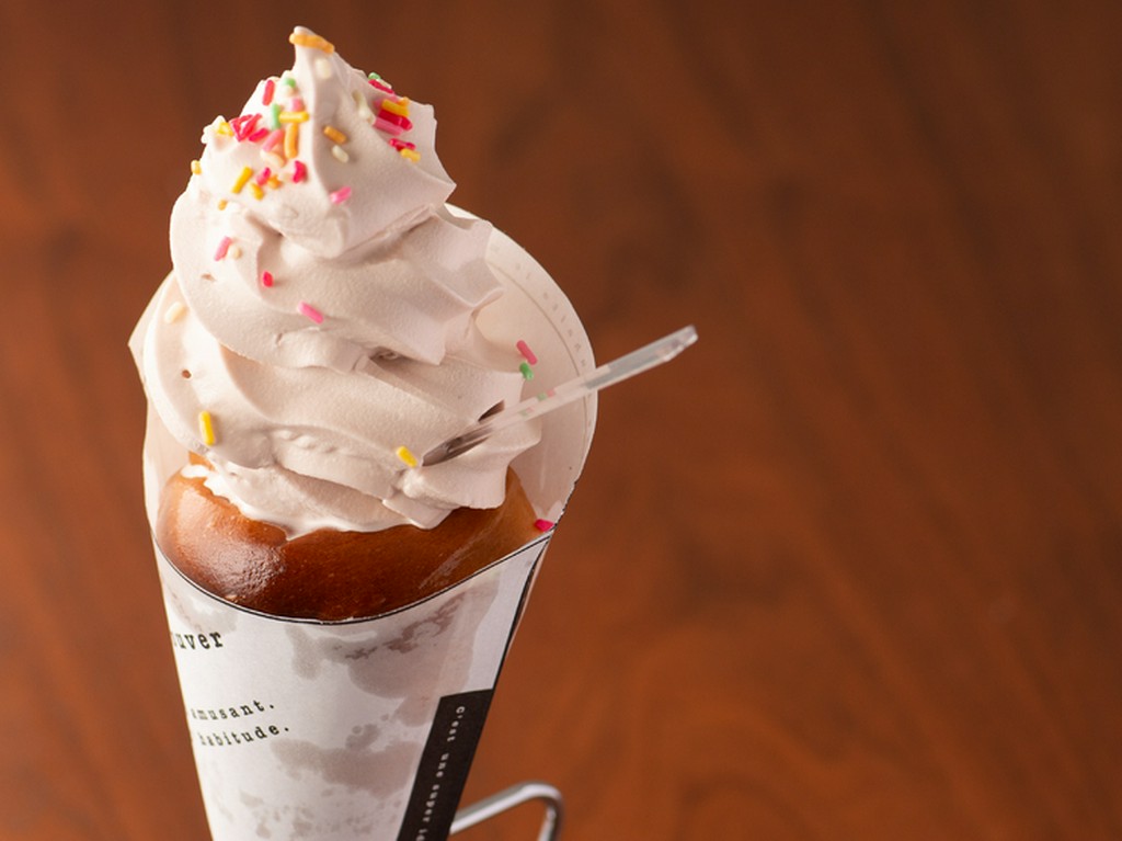 おいしくてキュート。初めて体験する美味『コロネアイス』