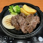 100ｇ　1000円
200ｇ　1800円
サラダ、ごはん、お味噌汁付き(ごはんとお味噌汁お替り自由)