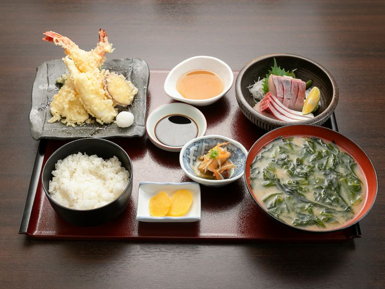 旬魚をはじめ、この地ならではの“とれたて”を届ける