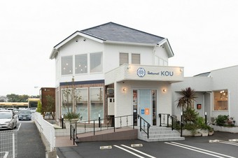 肩肘貼らず、気軽に楽しめるフランス料理を提供する