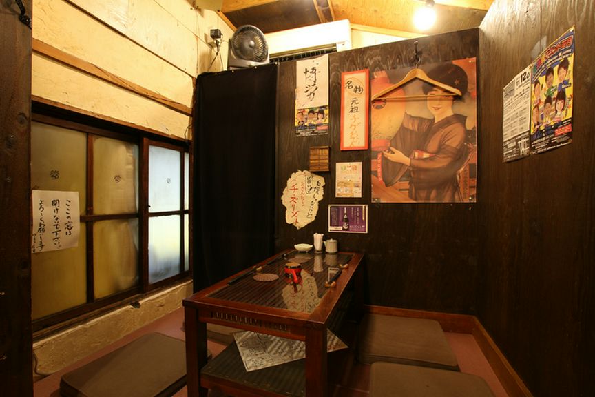 個室も完備しているので小規模宴会にもおすすめ