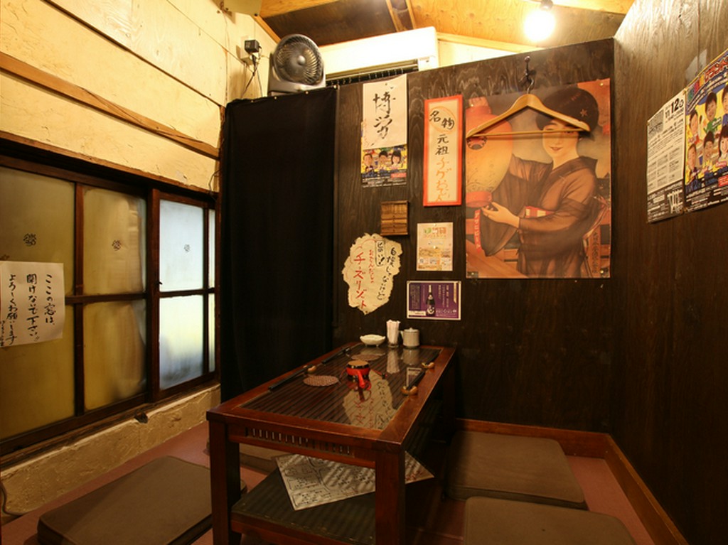 個室も完備しているので小規模宴会にもおすすめ