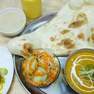 当店の人気メニュー、BBQランチです