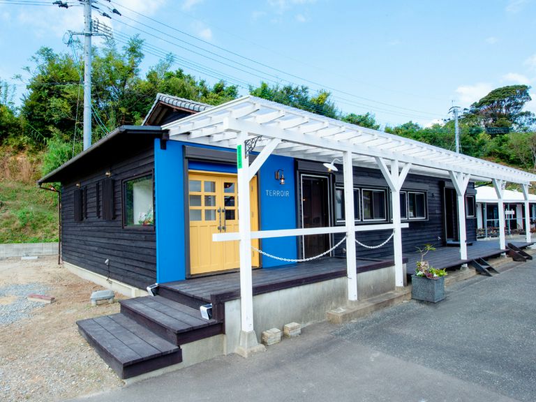 祝祭感に満ちる料理とロケーションが特別な日をいっそう彩る！