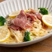 生ハムのレモンクリームパスタ
