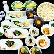かしわを思う存分楽しむためのコースです。全てのお料理に鶏が使用されておりますので鶏肉好きの方は必見。