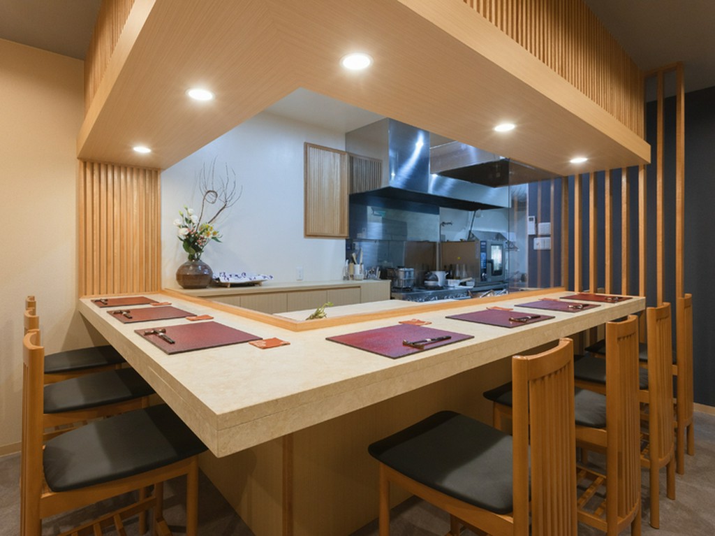 夫婦2人で切り盛り。細やかな心配りでゲストの特別な時間を演出