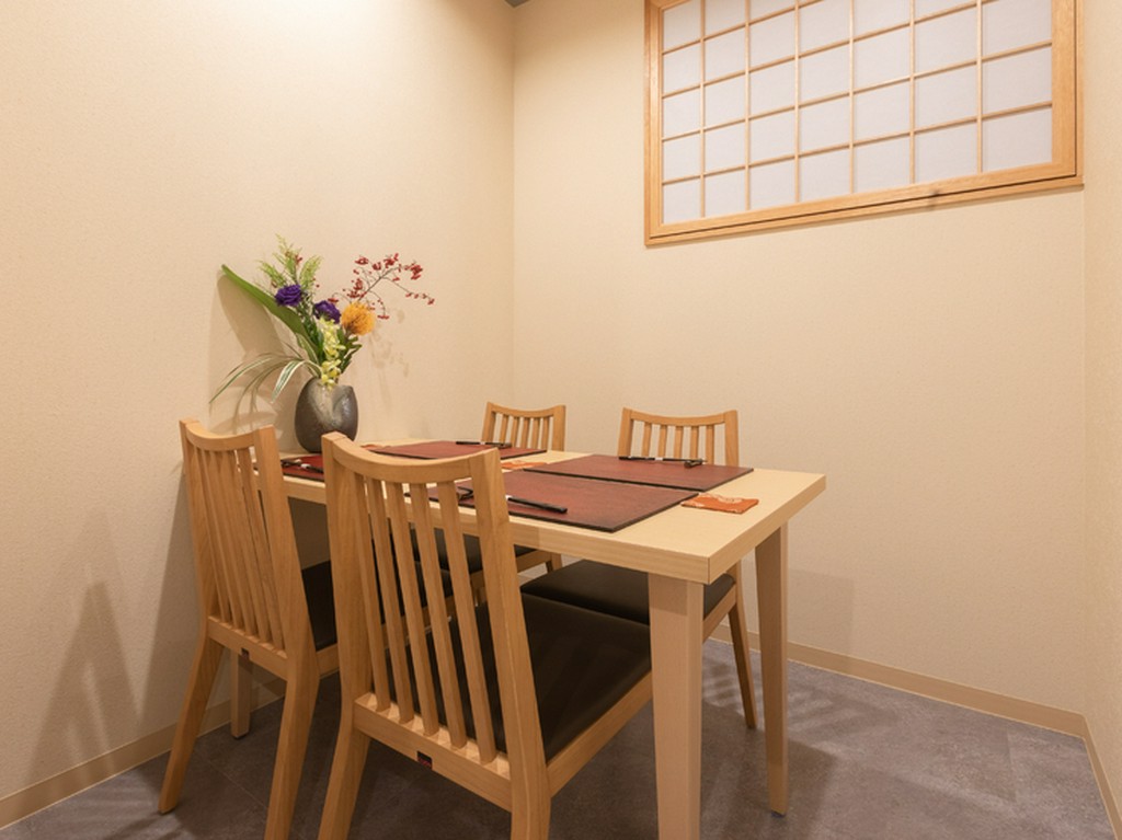 プライベート感あふれる半個室は、特別な日の食事にぴったり