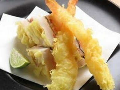 旬の食材を使った料理でゲストをおもてなし