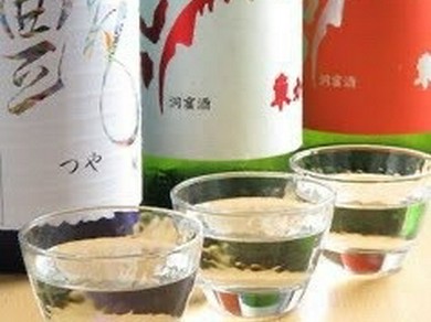 全国各地の日本酒を取り揃えております