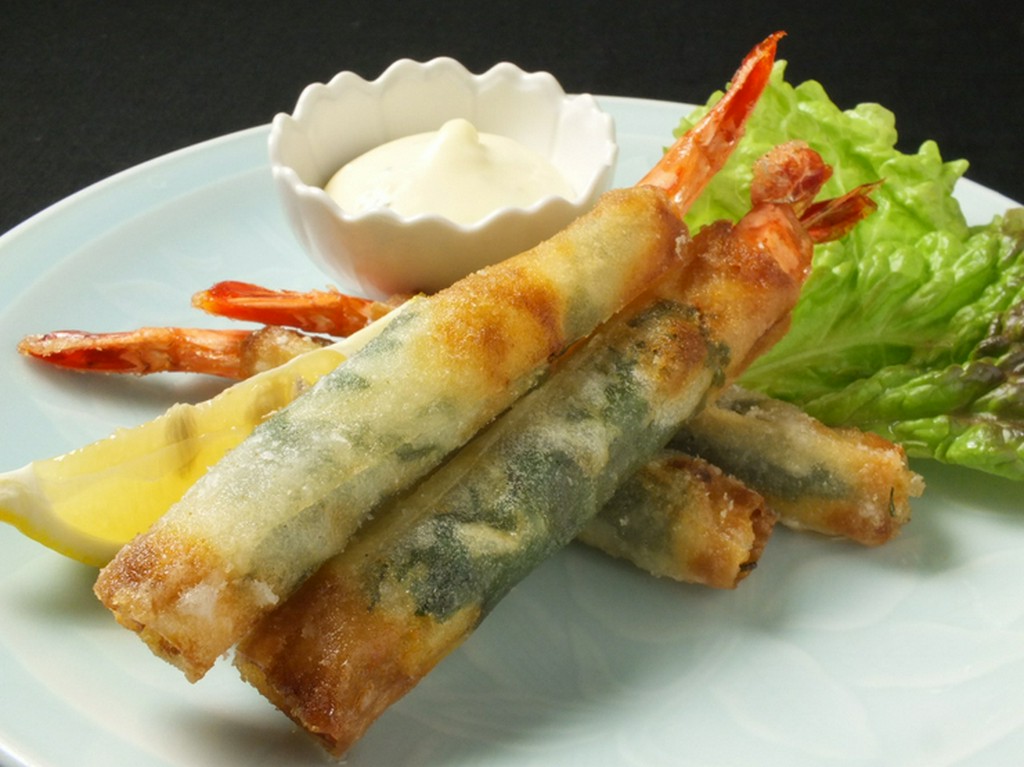 エビの青しそ春巻