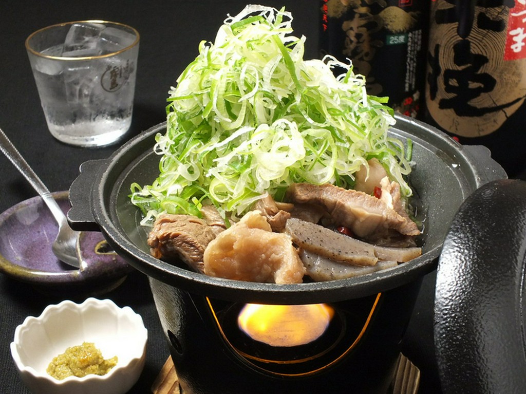 牛すじ煮ねぎいっぱいのせ