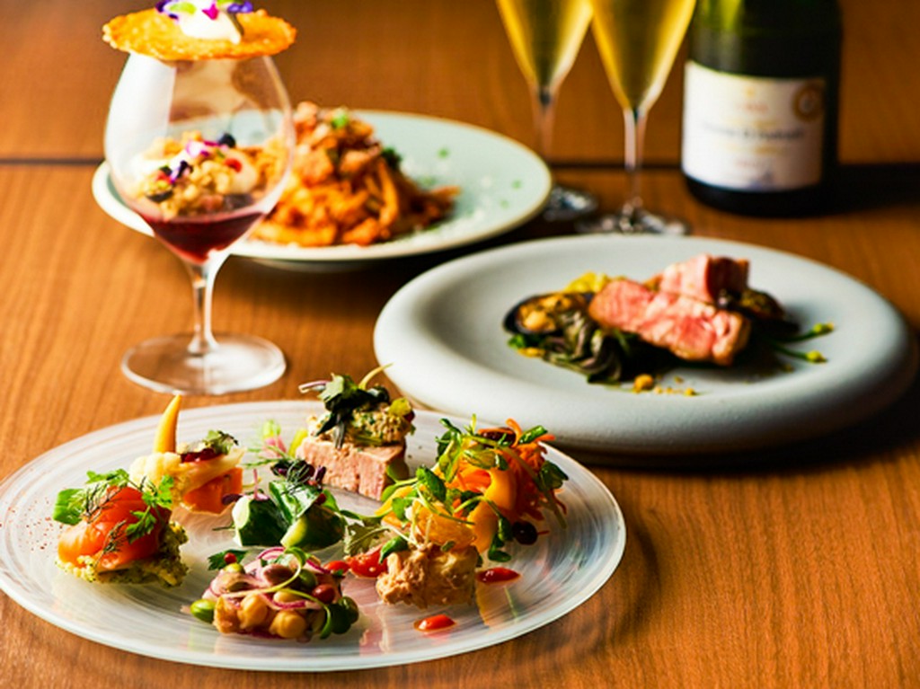 金・土・祝日・祝前日限定！ディナーコースをご用意