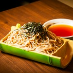 のど越しのよいそばはさっぱりとして〆にぴったり。