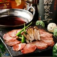 ※金土祝前日は＋330円(税込)頂戴致します。
※前日/当日の人数減少含むキャンセルはキャンセル料金100％頂戴致します。
※コース・飲み放題の内容は仕入れ状況により異なる場合がございます。
