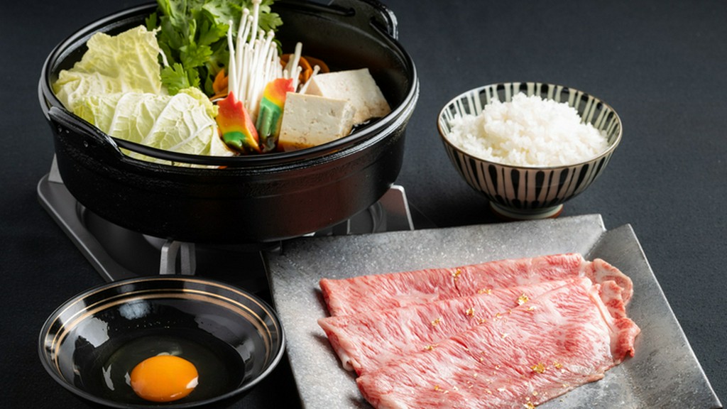 「天草黒牛」の旨みを体感する『A5サーロインすき焼き』