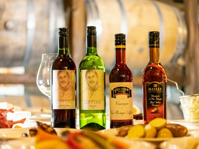 温暖な気候と豊かな土壌に育まれた常滑ワインを堪能できる