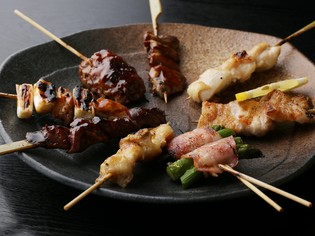 1本1本店で手打ち。やきたてを味わえる『やきとり』