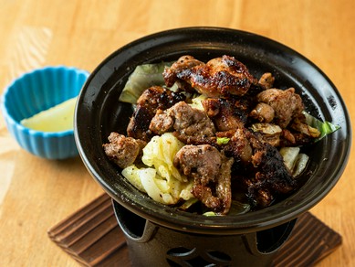 コリコリ食感がやみつきになる『おやどりやき(スパイシー味)』