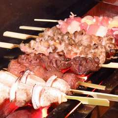 備長炭で焼き上げた自慢の串焼きです。