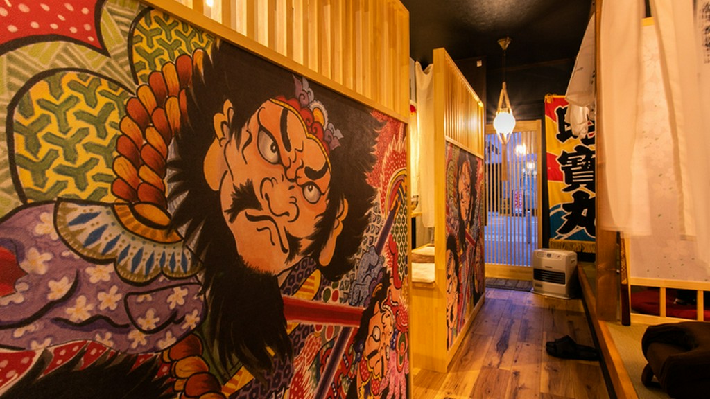 賑やかな店内で食事をしていると、自然と会話も盛り上がる