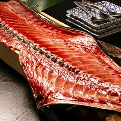 “見た目のインパクト”も抜群『本マグロ骨身中落ち』