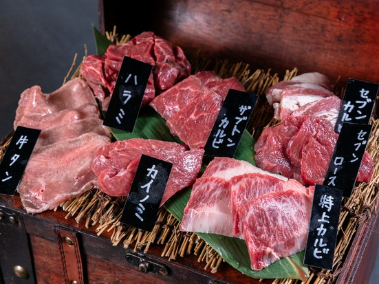 焼肉鮮隊 焼肉セブン 宜野湾 焼肉 のグルメ情報 ヒトサラ