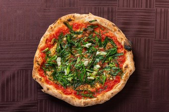 ふたつの伝統が織りなすピッツァ『ネギナーラ』