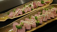 低温調理した和牛のレバーです。
ゴマ油と塩でどうぞ。
※新鮮なレバーが入荷した時だけ提供できます。