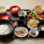 当店１番人気　鯛茶御膳「光明」（朝食、ランチ）