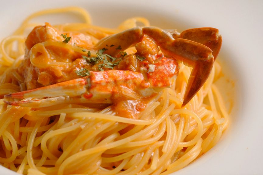 渡り蟹のトマトクリームパスタ