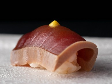 大人デートを引き立てる自慢の江戸前寿司