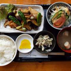 お昼のサービスランチ