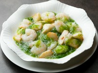 優しい味わいが染み渡る『海老と長芋の青海苔煮込み』