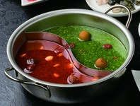 爆香房に来たら一口でも食べてほしい看板料理だから…
一品料理と合わせてつまめる量に調整した特別セット