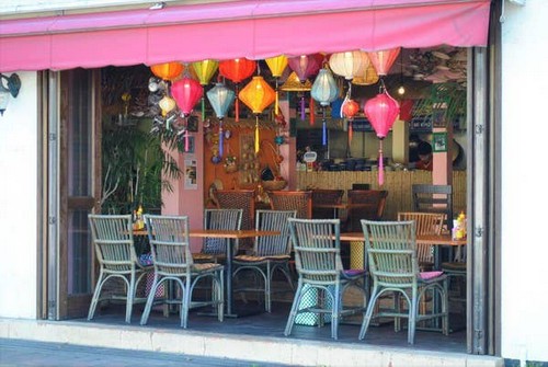店内はいつもベトナム人でいっぱい