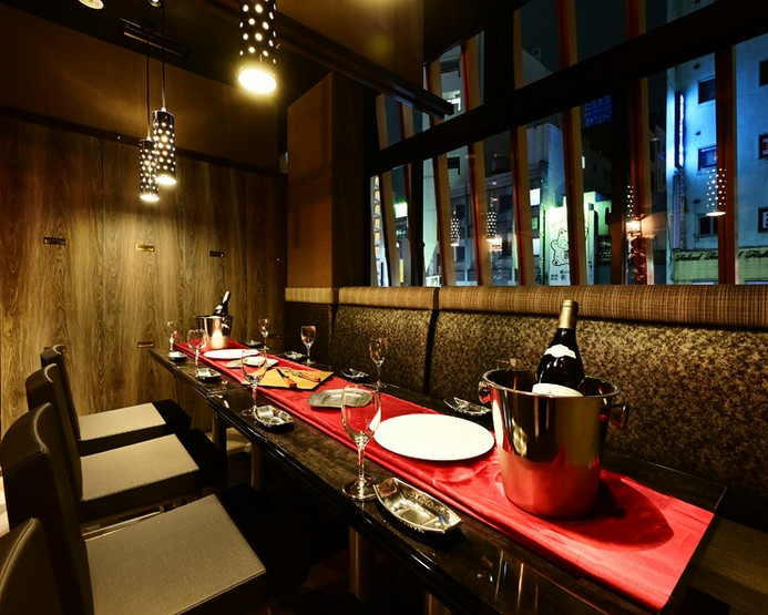 全席完全個室 Premium鉄神 名駅 鉄板焼き の料理 店内写真 ヒトサラ