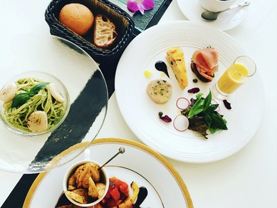 洗練された空間で、食事や会話を心ゆくまで堪能