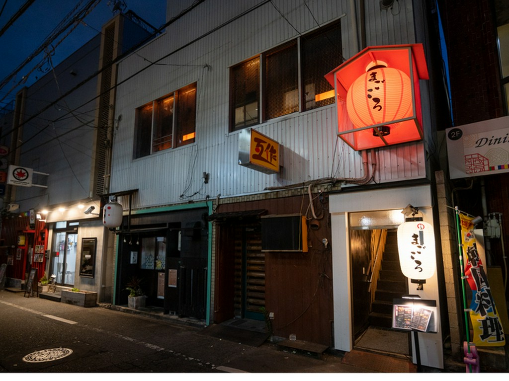 こだわりの逸品とともに、全国各地の銘酒を楽しむ