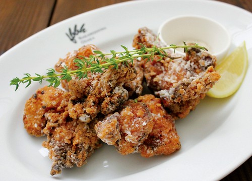 ビールといえば、鶏の唐揚げ