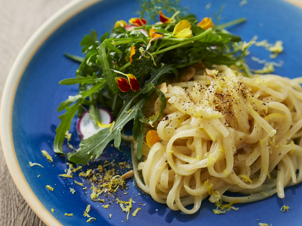 森ファームのフレッシュハーブの島レモンオイル