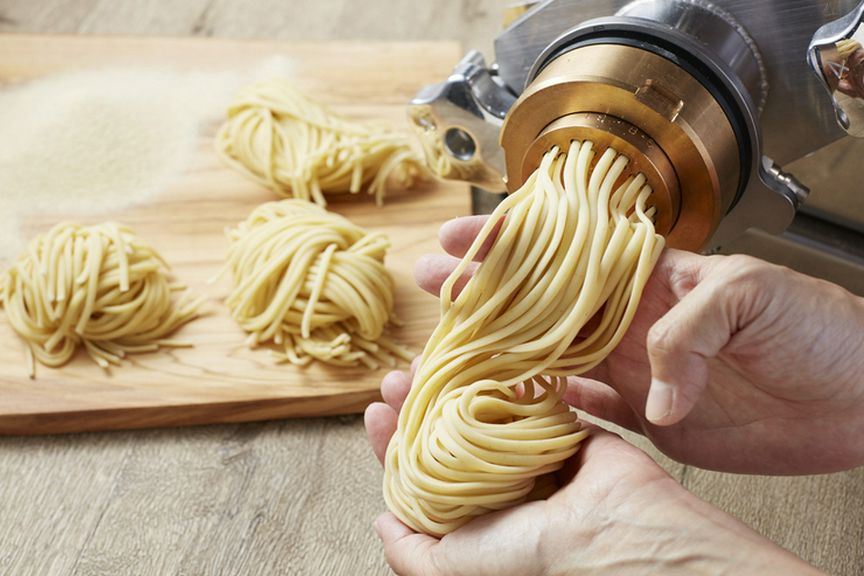 こだわりの店内製麺