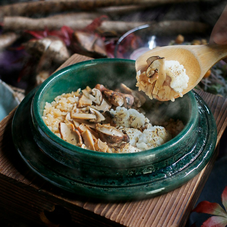 炊きたてのほっこり美味しい自慢の釜飯を召し上がれ！