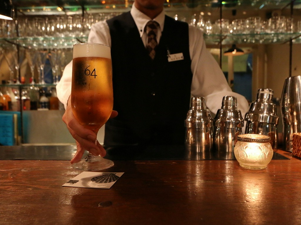 デートや仲間とも楽しめるカウンター◎