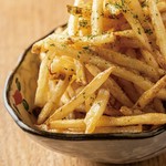 不動の人気者　塩・ケチャップ・サワークリームオニオンの３種の味でやみつき確定！